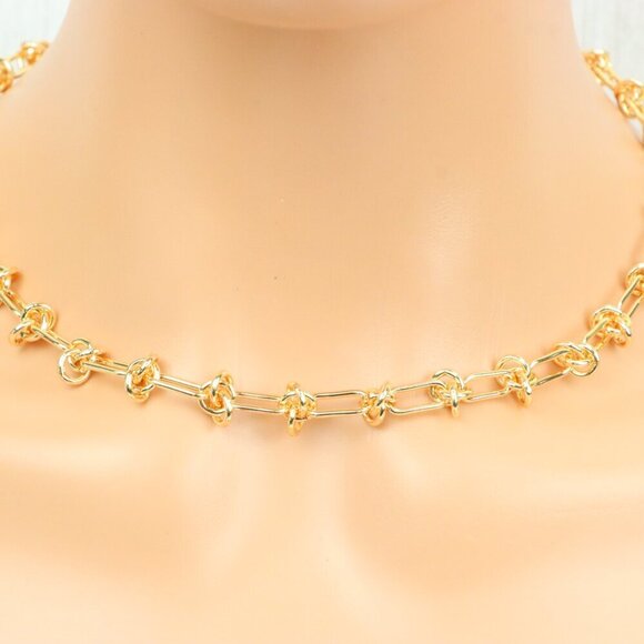 "Minimalist & Elegant Necklace Chain – Perfect for Women & Girls | UNVRC1633 - Picture 5 of 10